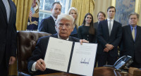 Trump signs Keystone XL executive order Trump signs Keystone XL executive order